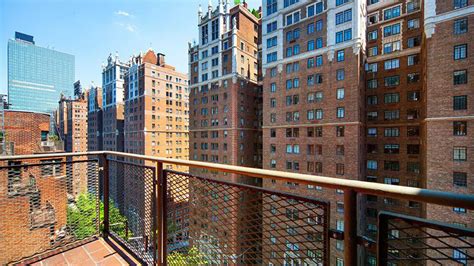 tudor city apartments for sale.